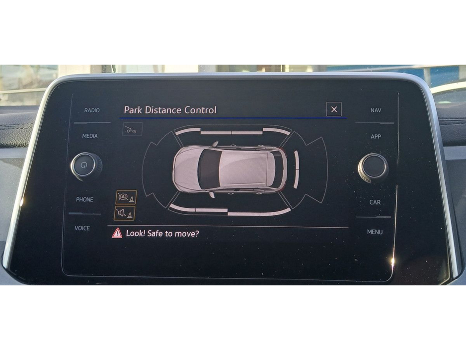 2023 Volkswagen T-Roc - image 19