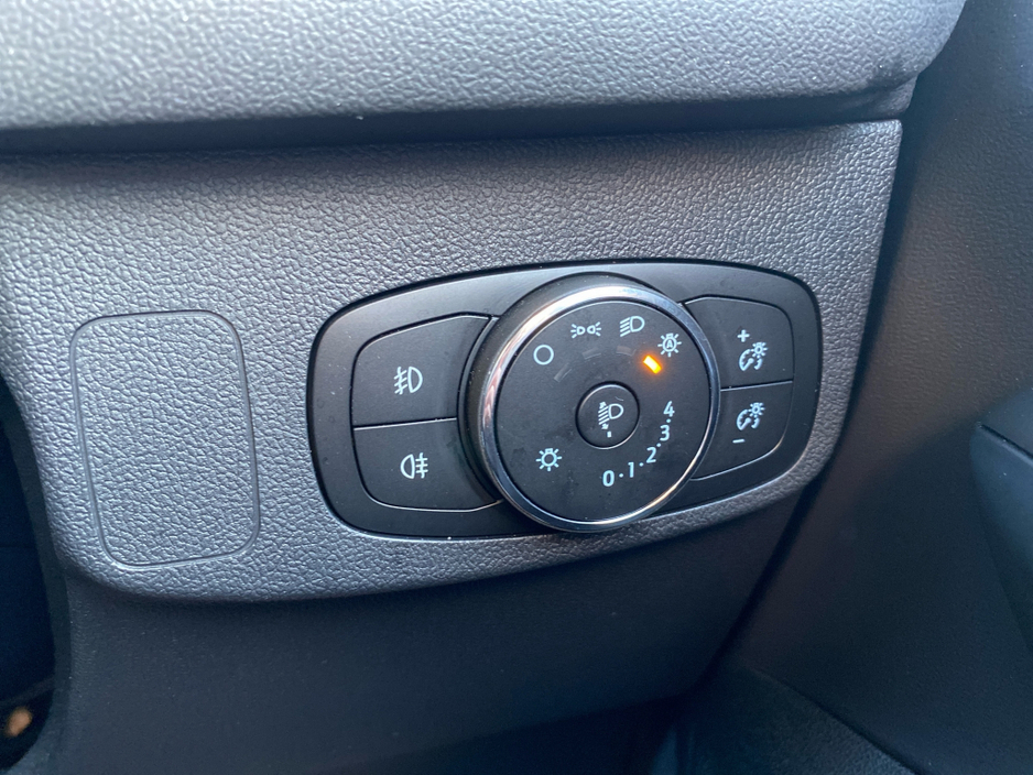 2024 Ford Focus - image 17