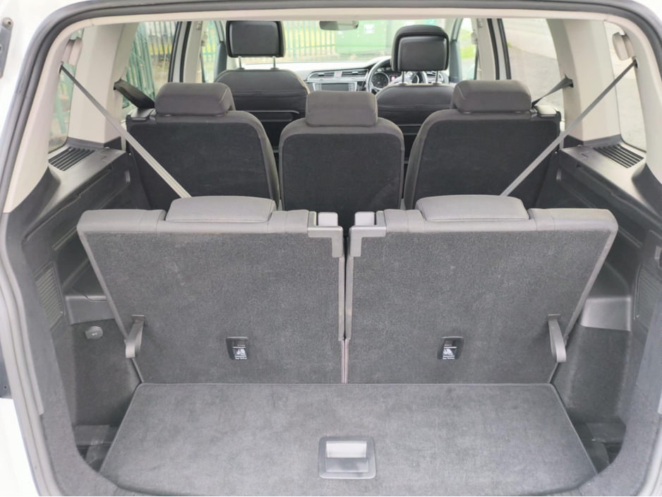 2017 Volkswagen Touran Comfort €16,950