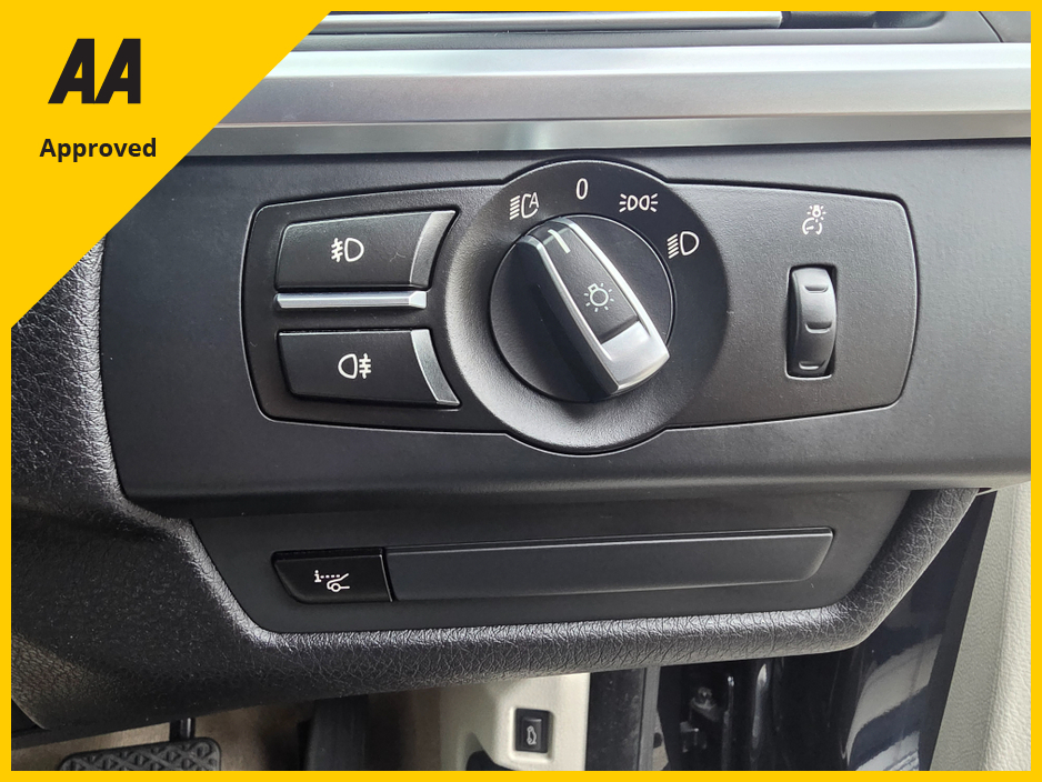 2018 BMW 6 Series - image 22