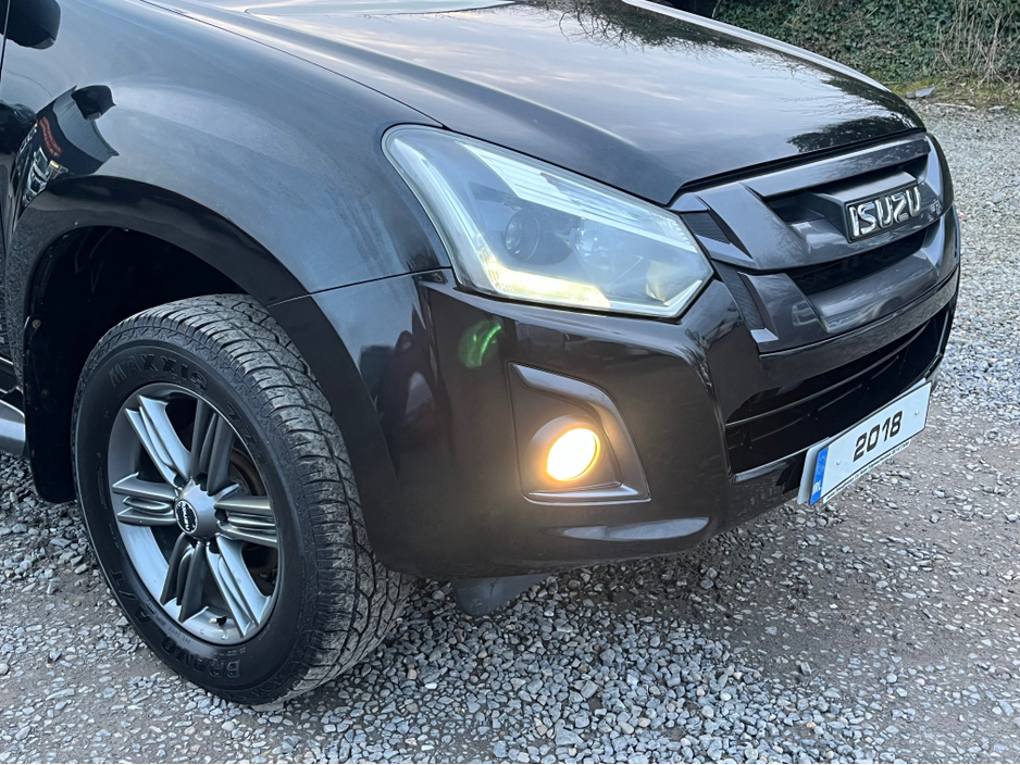 2018 Isuzu D-MAX - image 12