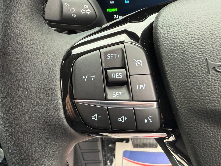 2026 Ford Kuga - image 16