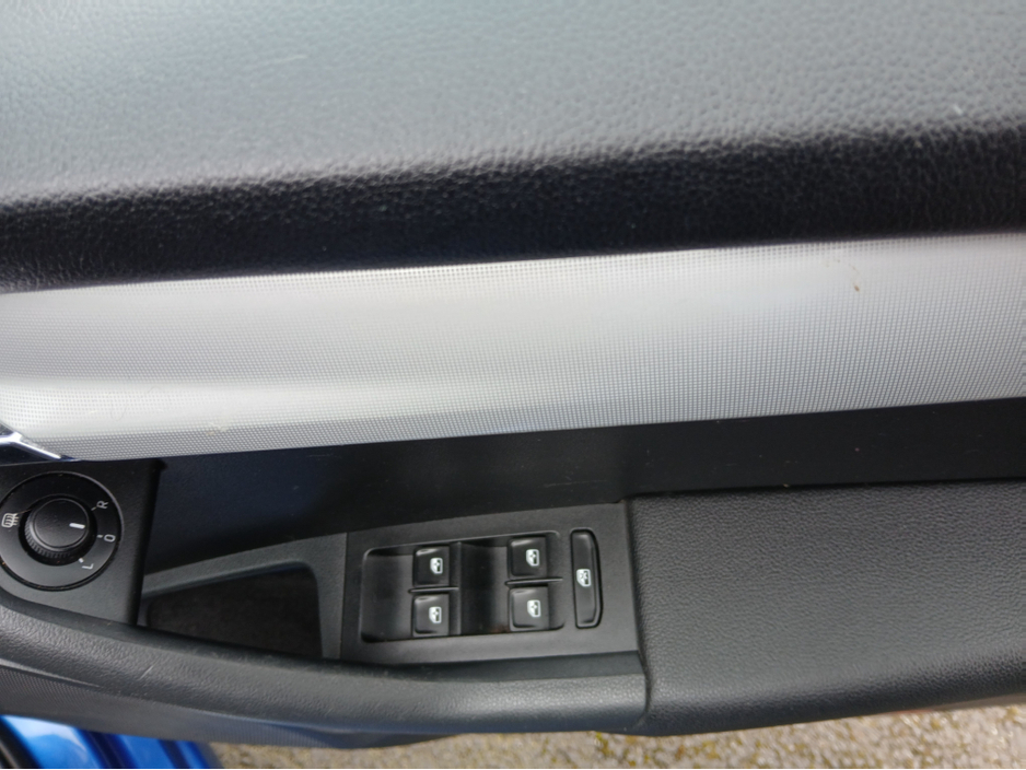 2016 Skoda Octavia - image 6