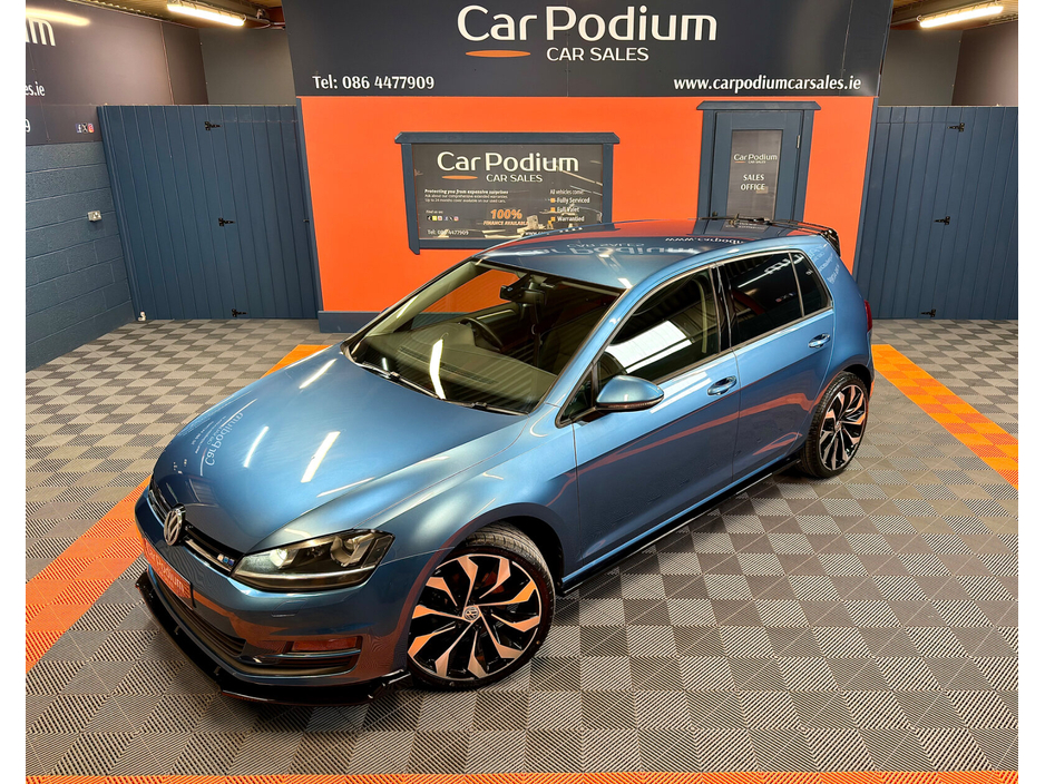 2014 Volkswagen Golf - image 11