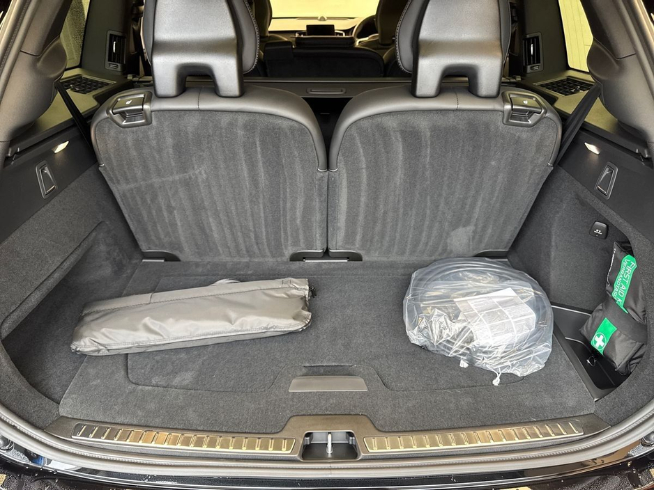 2026 Volvo XC90 T8 ULTRA BLACK EDITION *3 FREE SERVICES* €210 PER WEEK ON PCP €104,995