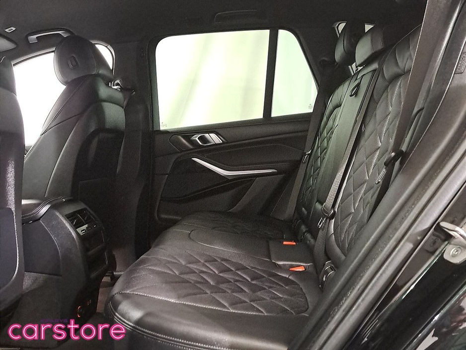 2023 BMW X5 xDrive50e M Sport €81,880