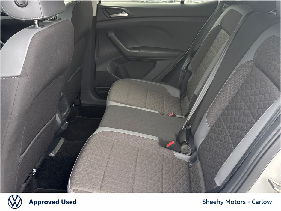 2023 Volkswagen T-Cross - image 7