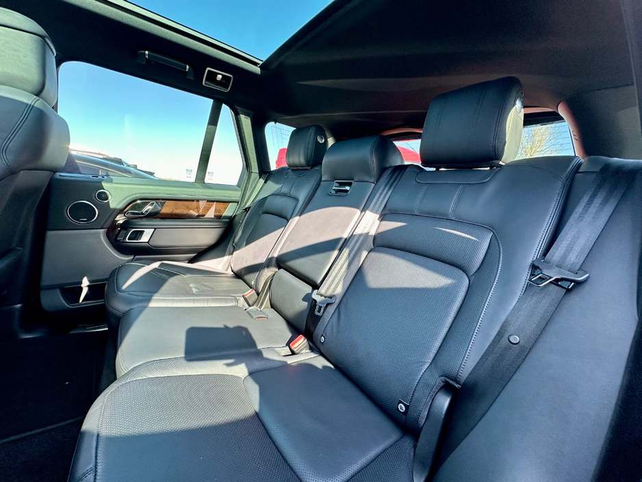 2020 Land Rover Range Rover - image 24