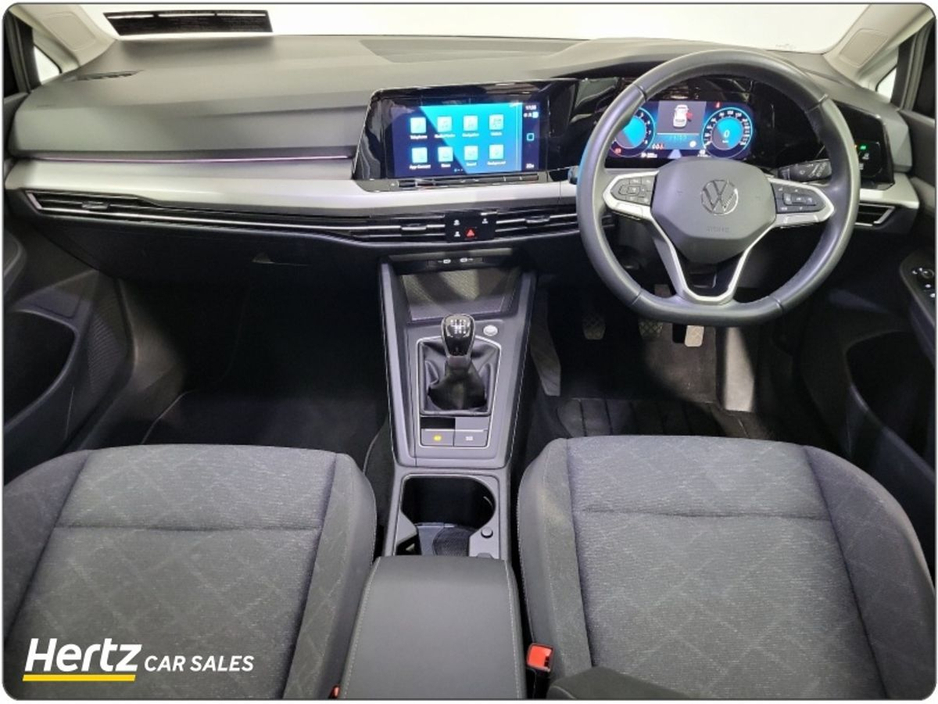 2024 Volkswagen Golf - image 9
