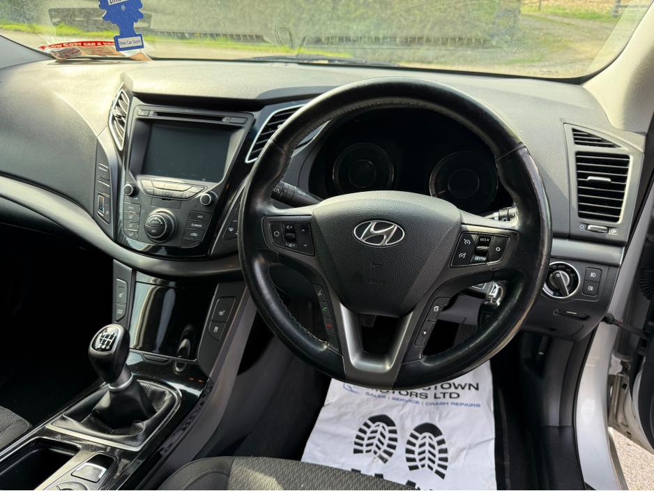 2016 Hyundai i40 - image 12