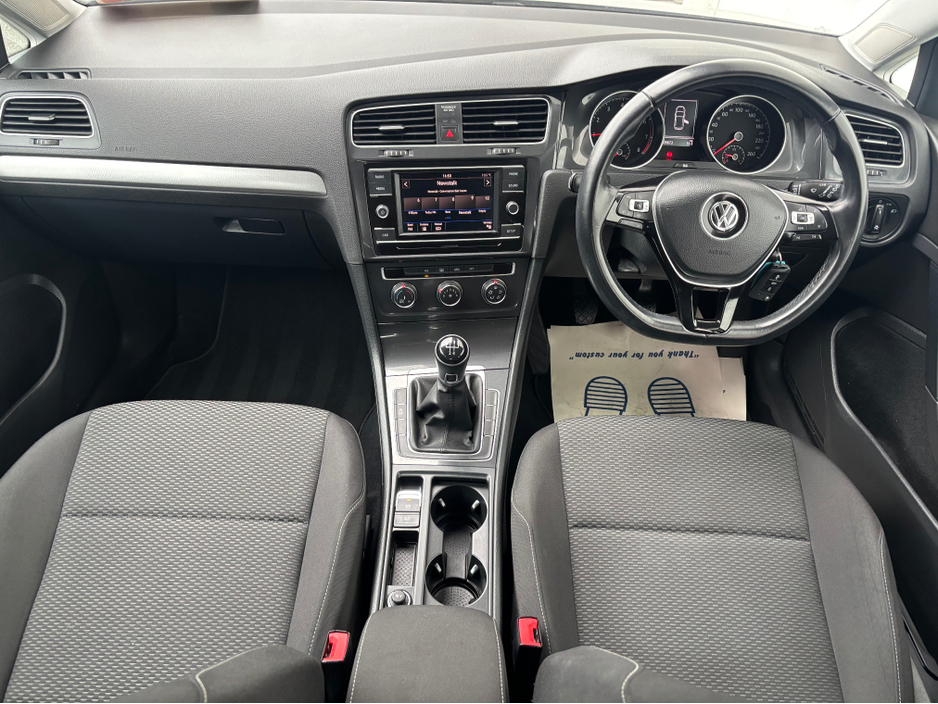 2019 Volkswagen Golf - image 18