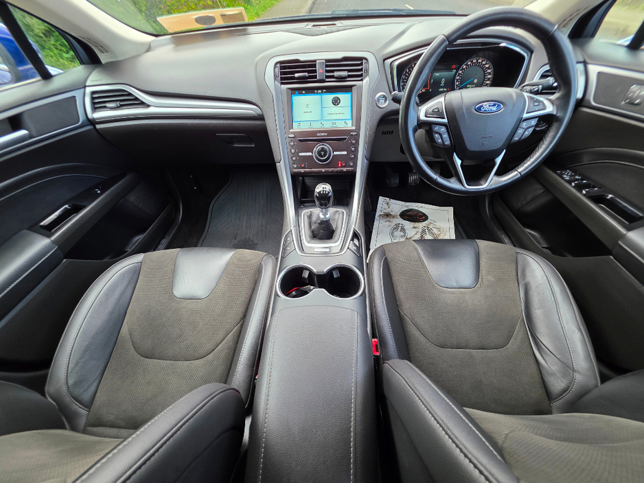 2018 Ford Mondeo - image 11