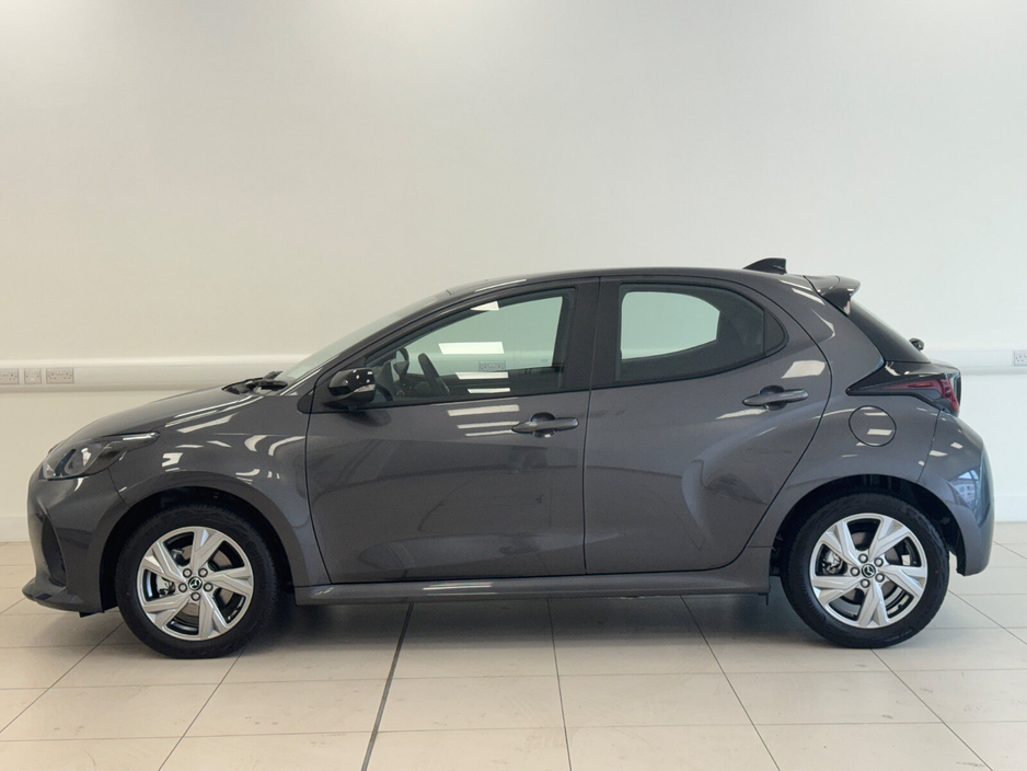 2025 Mazda Mazda2 - image 4