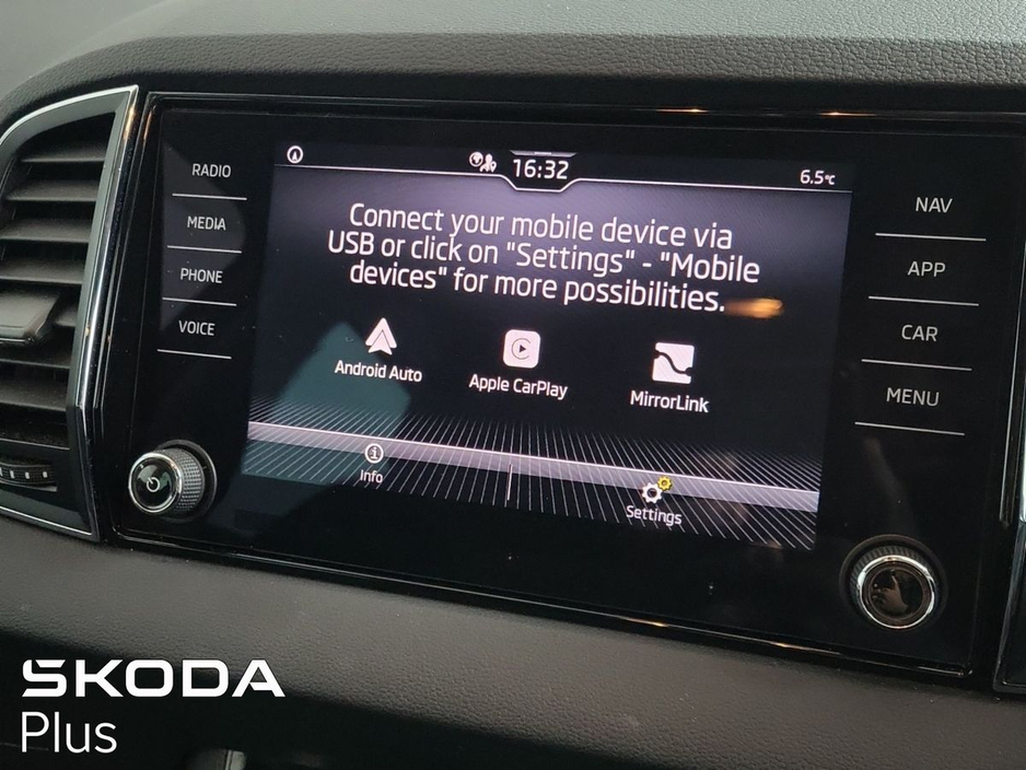 2023 Skoda Karoq - image 18