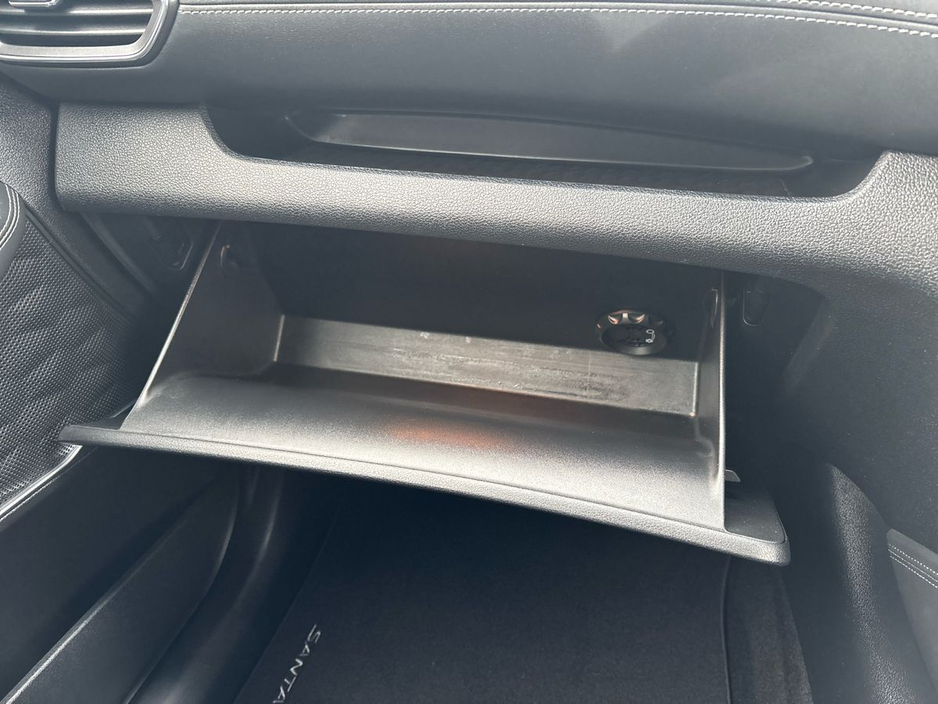 2019 Hyundai Santa Fe - image 17