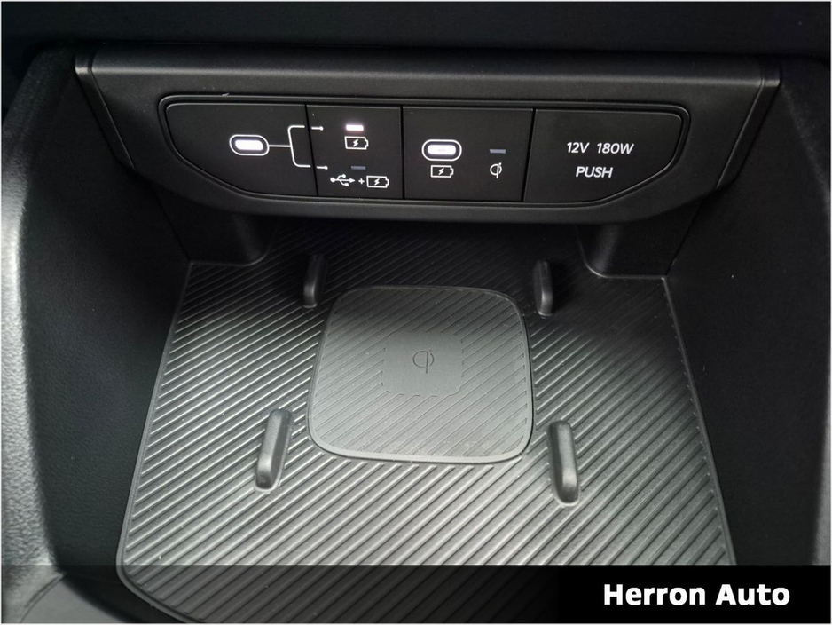 2026 Kia K4 - image 13