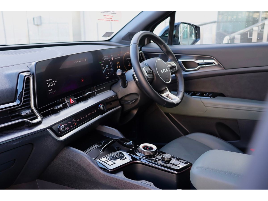 2024 Kia Sportage - image 18