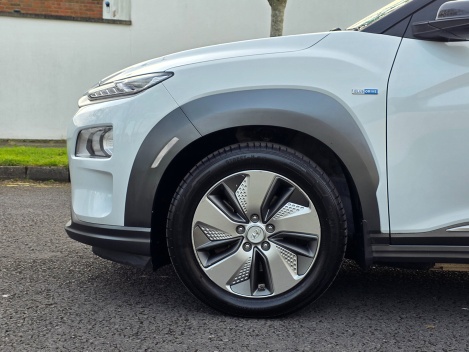 2019 Hyundai Kona - image 17
