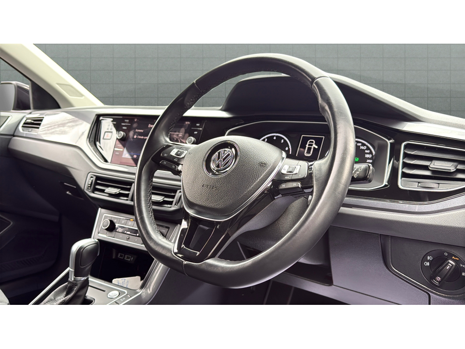 2019 Volkswagen Polo HIGHLINE 1.0TSI *15,000KMS* AUTO / HUGE SPEC €17,900