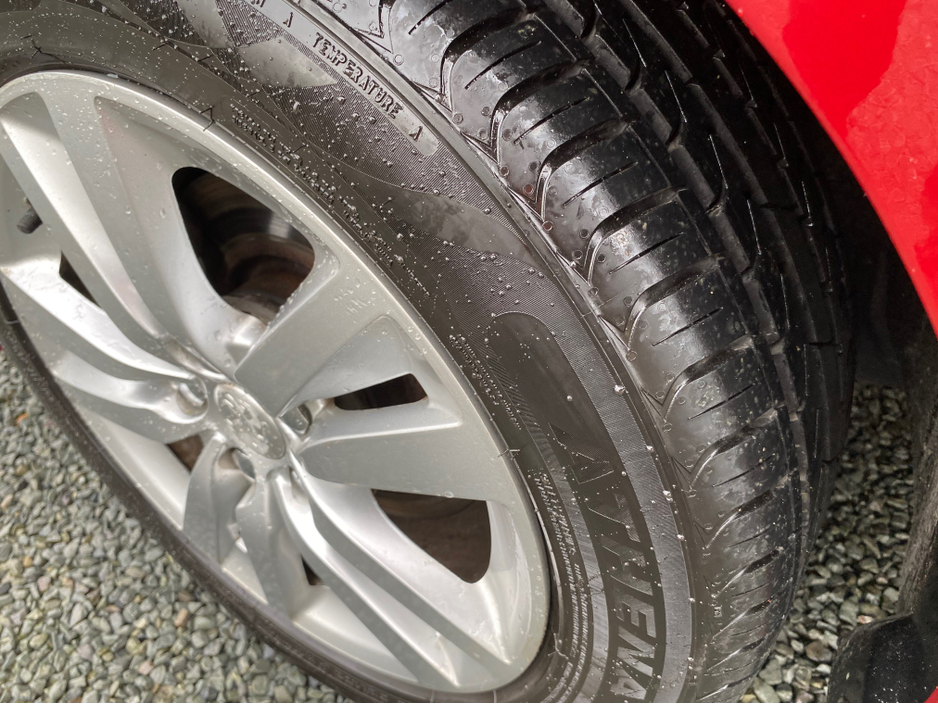 2016 Peugeot 308 - image 16