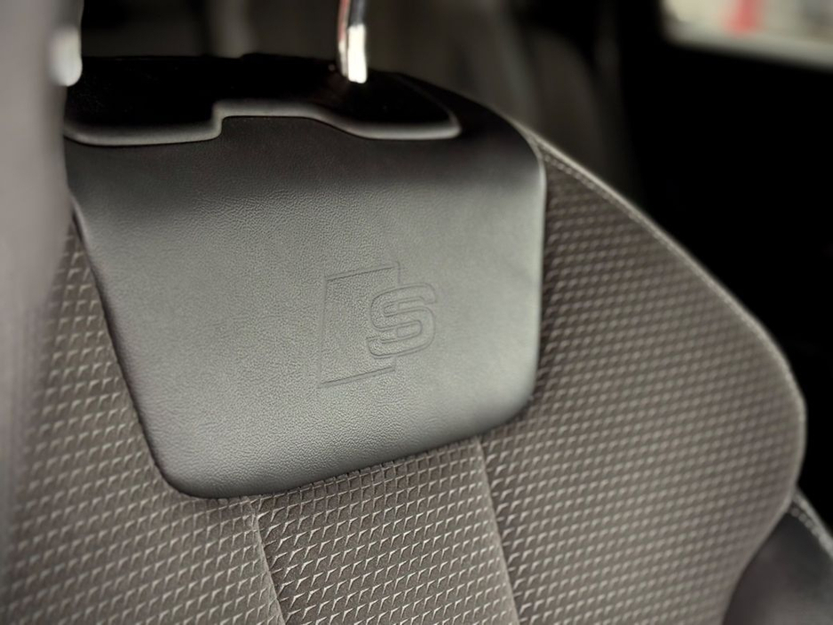 2021 Audi A4 - image 19