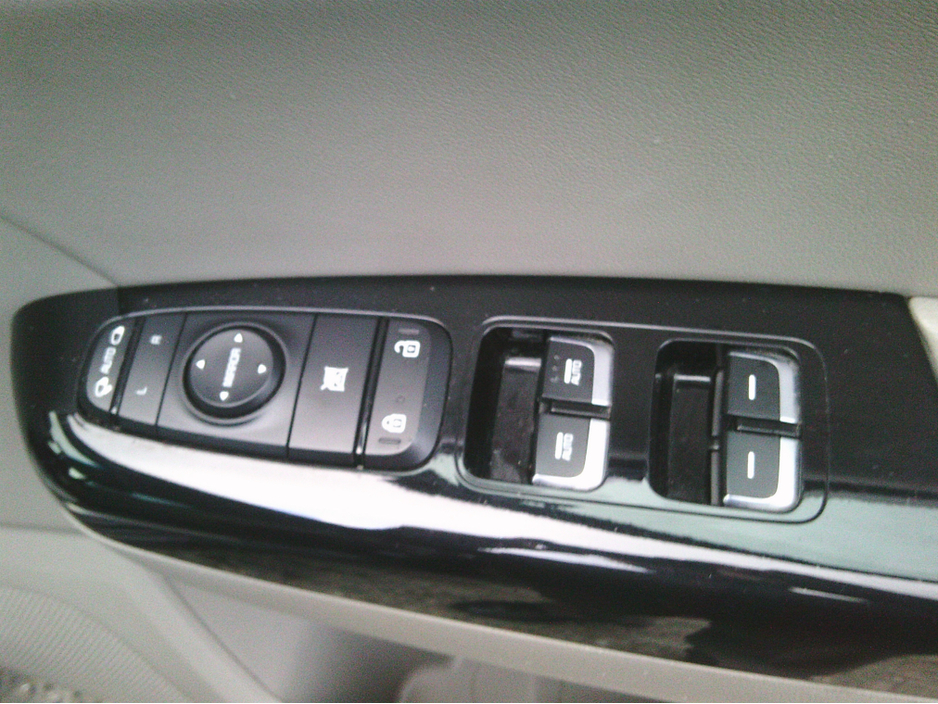 2017 Kia Sportage NCT 2027,€200 TAX, LEATHER  HEATED SEATS, REVERSE CAMERA, CRUISE, TAXED , LOW KMS. €15,999