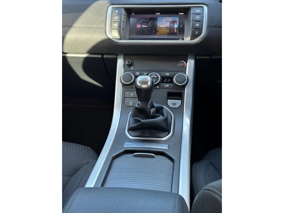 2016 Land Rover Range Rover Evoque 2.0 eD4 Pure €15,000