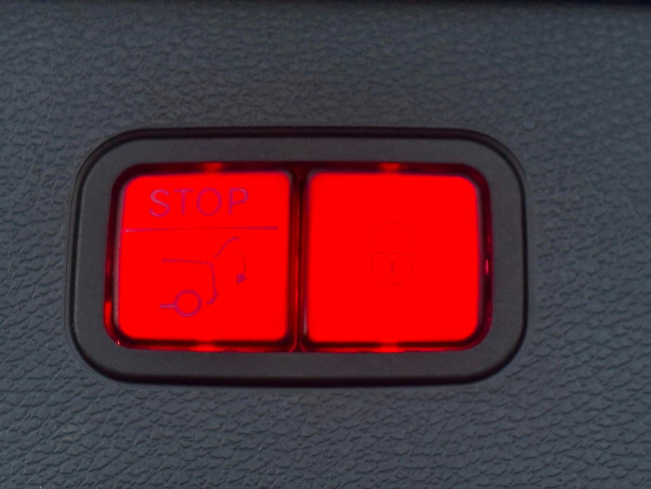 2023 Mercedes-Benz EQC 400 AMG LINE PREMIUM OPEN SUN ROOF €41,995