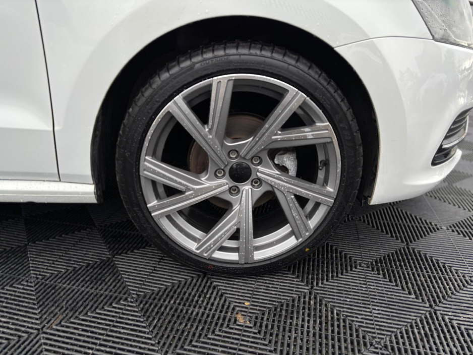 2016 Volkswagen Polo VW Polo 1,2 TSI, PERTOL,AUTO, ALLOYS