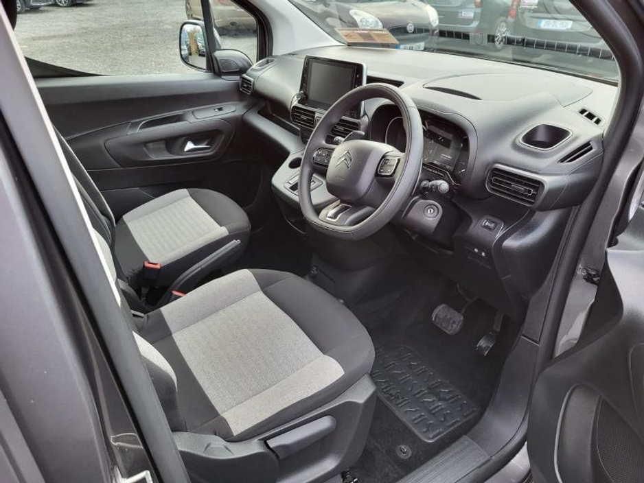 2024 Citroen Berlingo - image 12