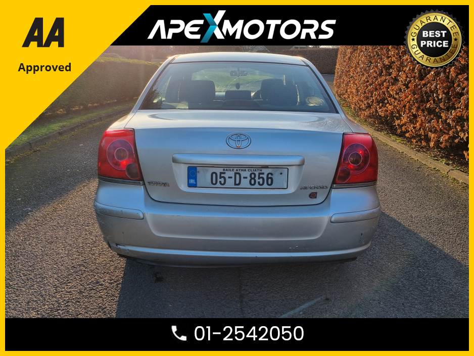 2005 Toyota Avensis - image 9