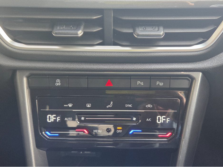 2023 Volkswagen T-Roc - image 20