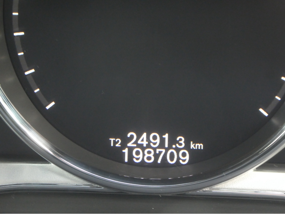 2017 Volvo XC60 2.4D D5 R-DESIGN LUXURY NAV AWD