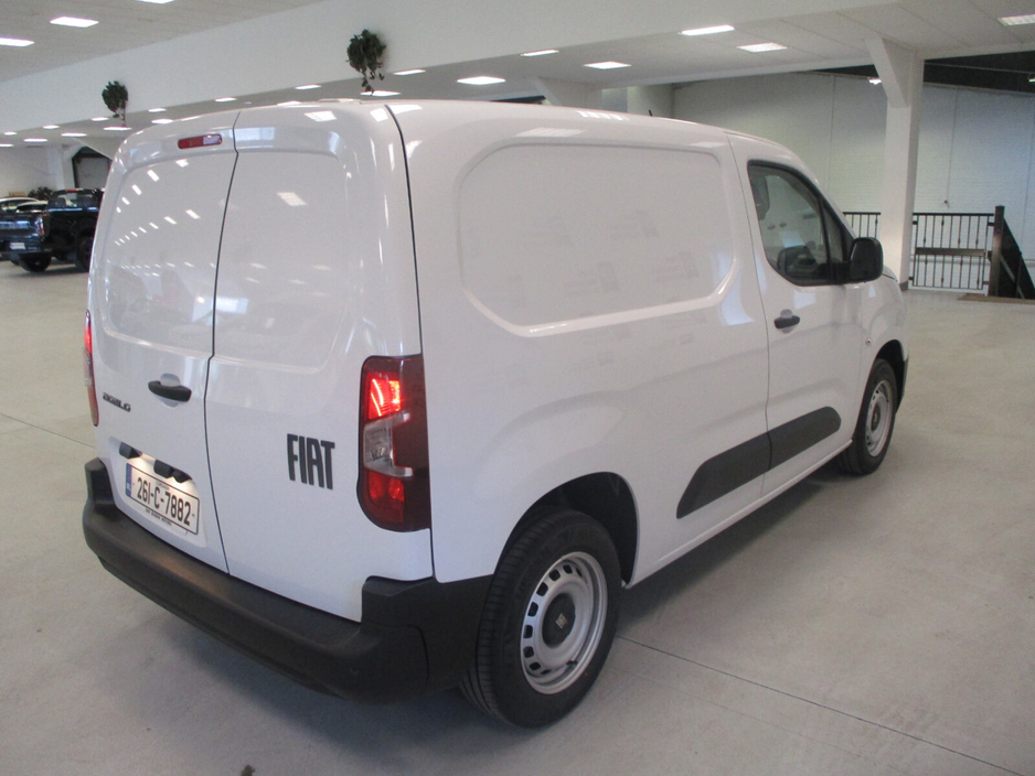 2026 Fiat Doblo - image 4