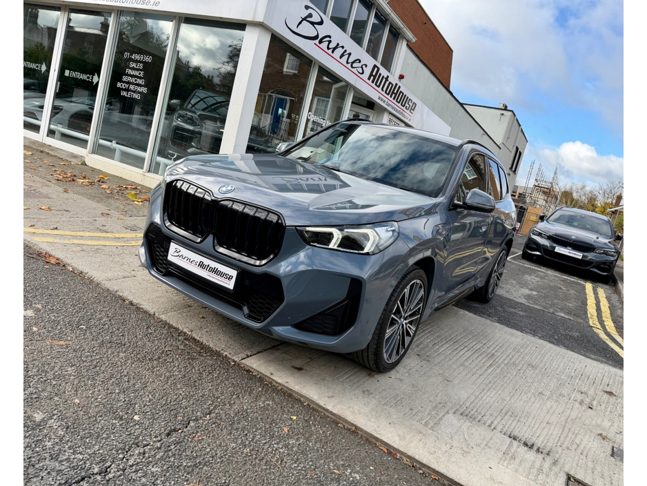 2023 BMW X1 - image 12