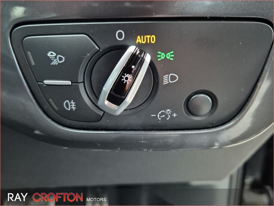 2017 Audi Q7 - image 20