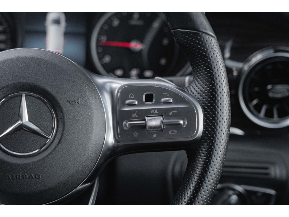 2021 Mercedes-Benz Vito - image 41