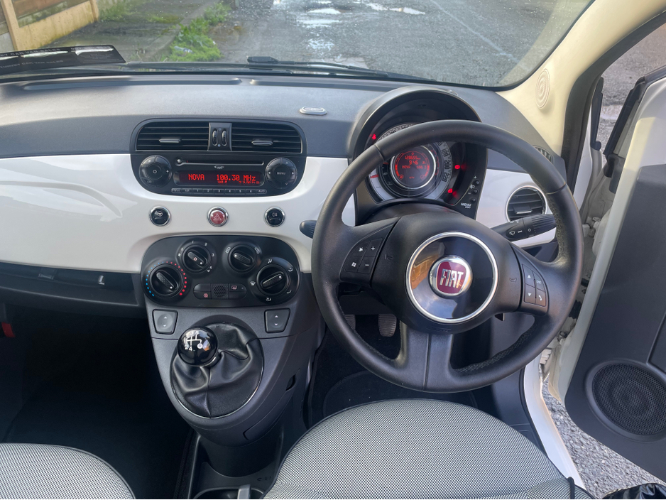 2011 Fiat 500 - image 10