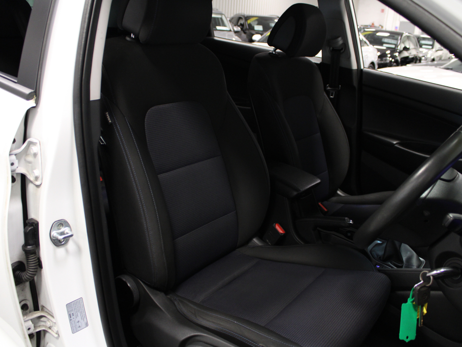 2017 Hyundai Tucson - image 26