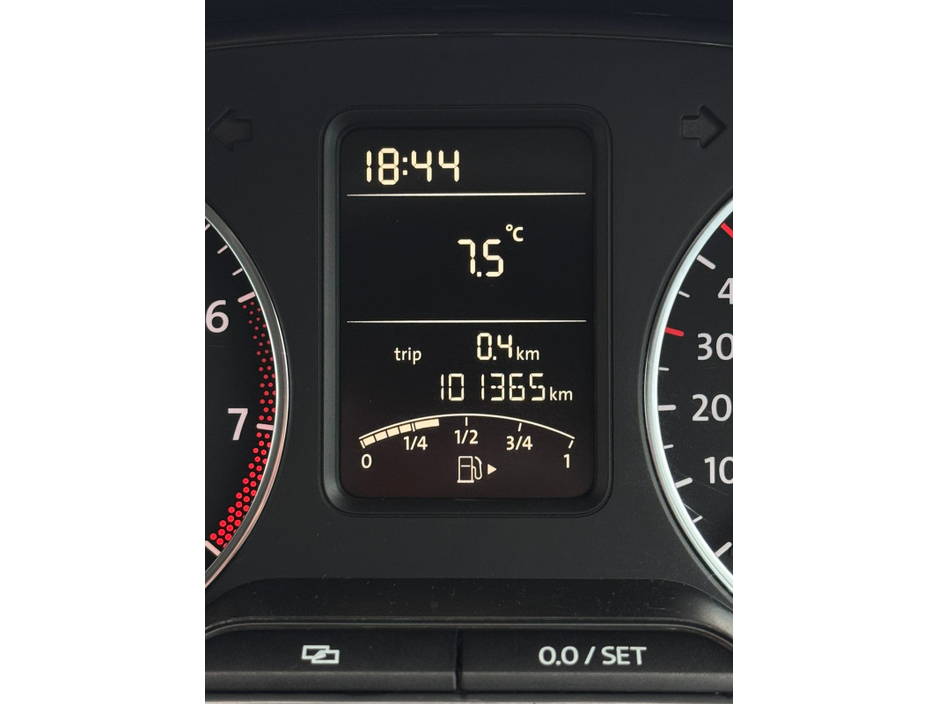 2013 Volkswagen Polo CL 1.2 MANUAL 5SPEED 70HP 5DR €8,750