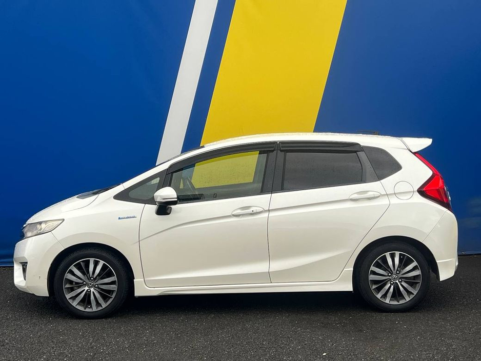 2016 Honda Fit - image 3