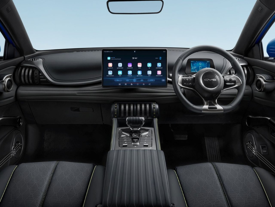 2025 BYD ATTO 3 - image 18