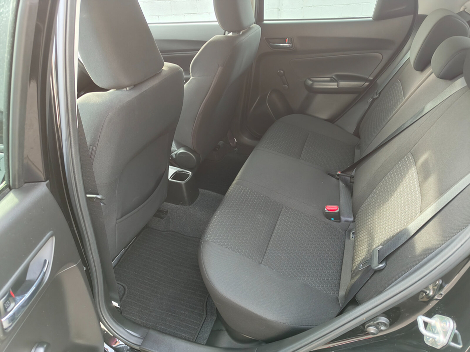 2023 Suzuki Swift - image 12