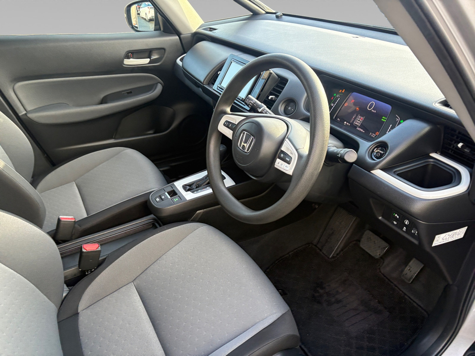 2022 Toyota Sienta 1.5 Petrol Auto €19,950