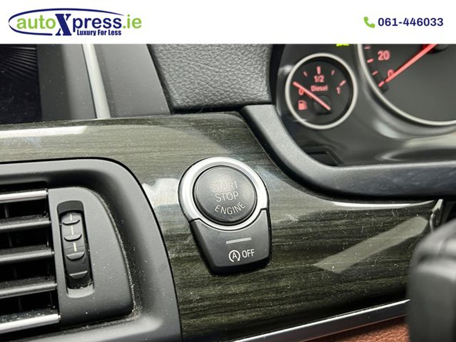 2016 BMW 5 Series - image 31