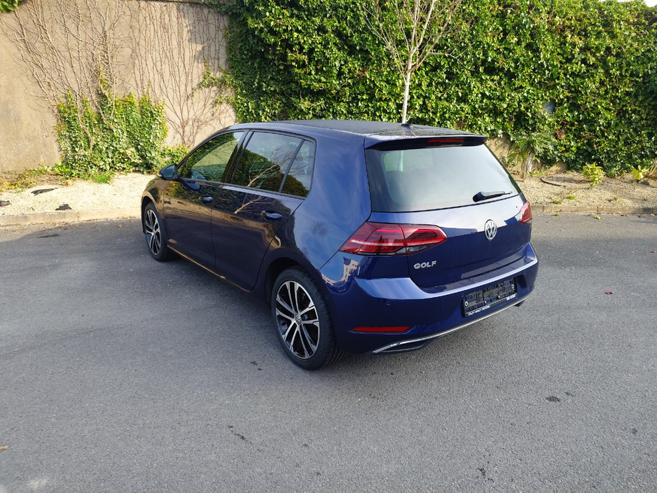 2019 Volkswagen Golf - image 7