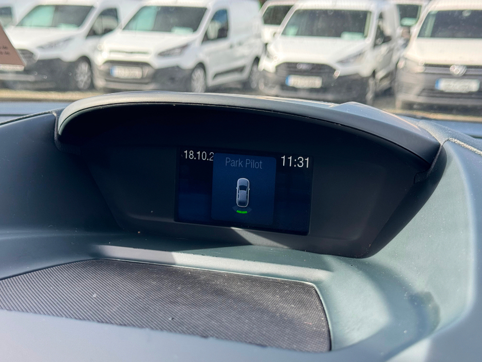 2015 Ford Grand C-Max - image 18