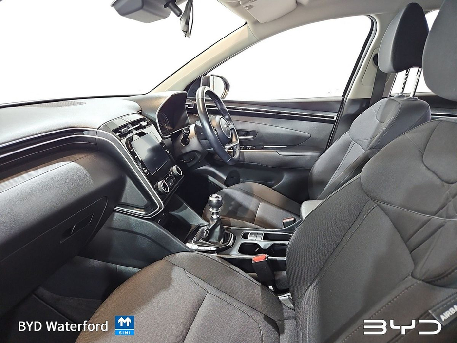 2023 Hyundai Tucson - image 4