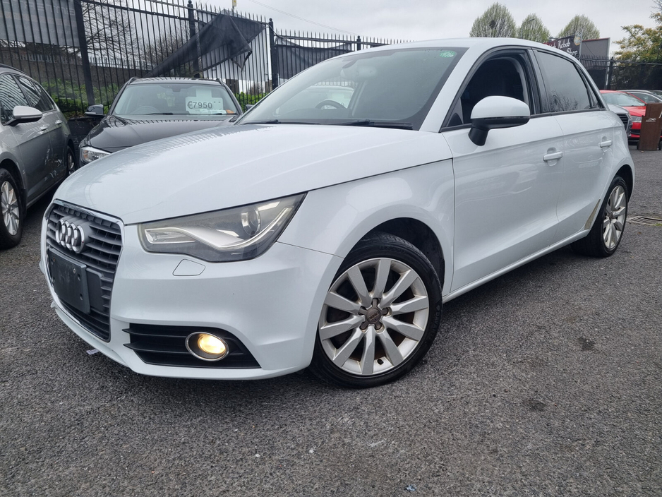 2013 Audi A1 - image 4