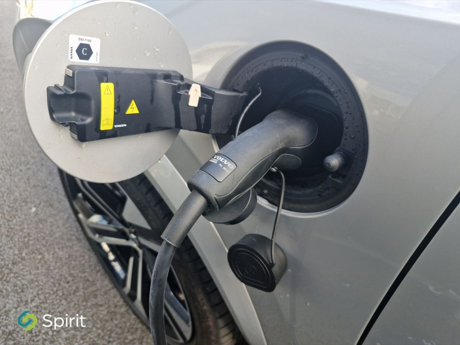 2024 Volvo XC90 T8 "Plug In Hybrid" AWD, Ultimate (Bright Theme) Full Nappa Leather, Heated & Ventilated Seats, Sunroof, Adaptive Cruise Control with Pilot Assist, Heads Up Drivers Display, 22inc Alloys, B&W Sound, A €76,950